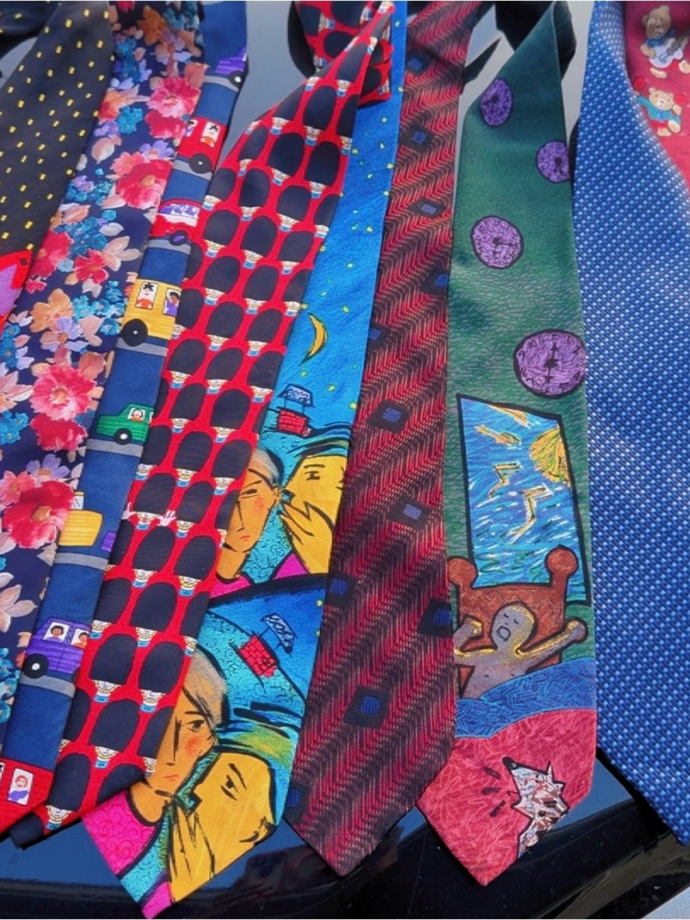 30 Men’s Necktie Bundle Lot – Dior, Calvin Klein, Kenneth Cole + More - Picture 6 of 6